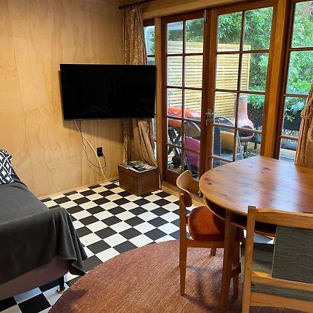 Richard & Jill'S City House Villa นิวพลีมัธ ภายนอก รูปภาพ