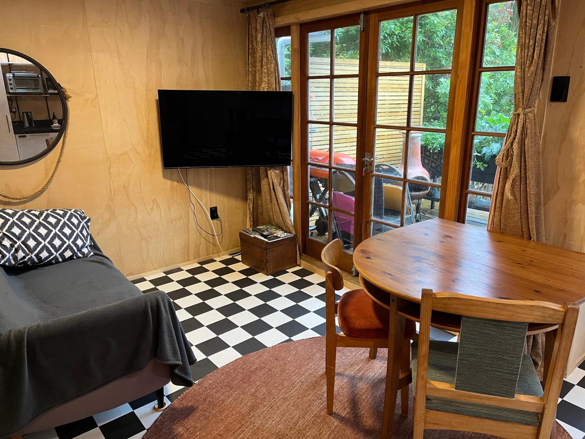 Richard & Jill'S City House Villa นิวพลีมัธ ภายนอก รูปภาพ